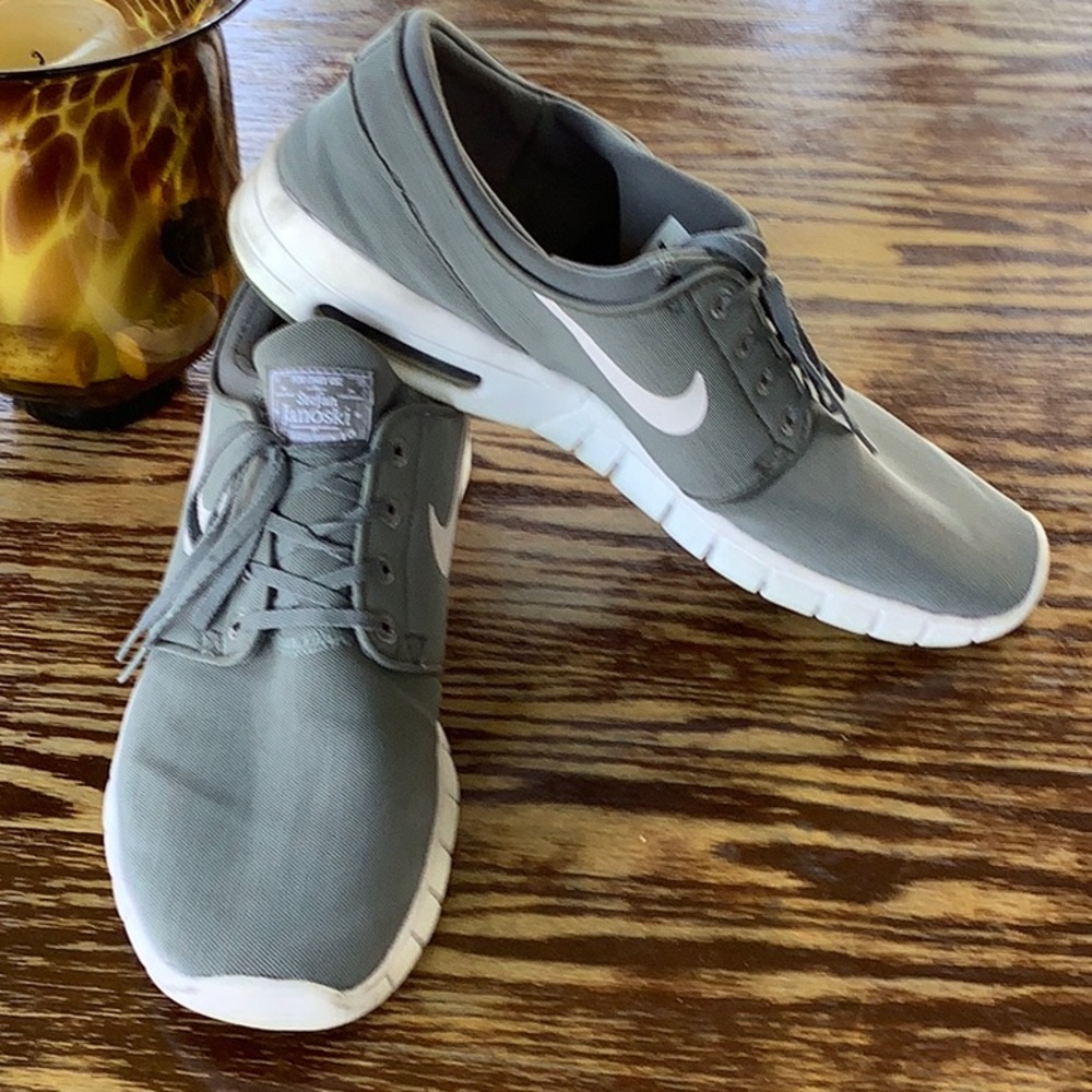 Nike sz 14